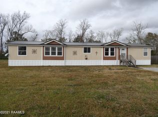 1089 Poydras Pl, Breaux Bridge, LA 70517