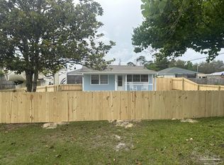 1833 Justice Cir, Gulf Breeze, FL 32563