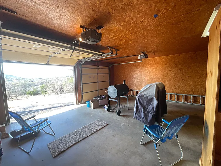 103 Beach Dr — Photo 18