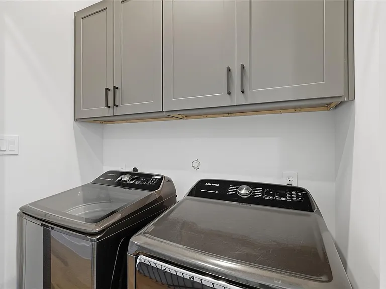2213 Francis St — Photo 26