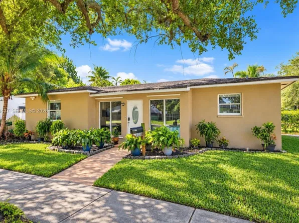 910 S 28th Ave, Hollywood, FL 33020
