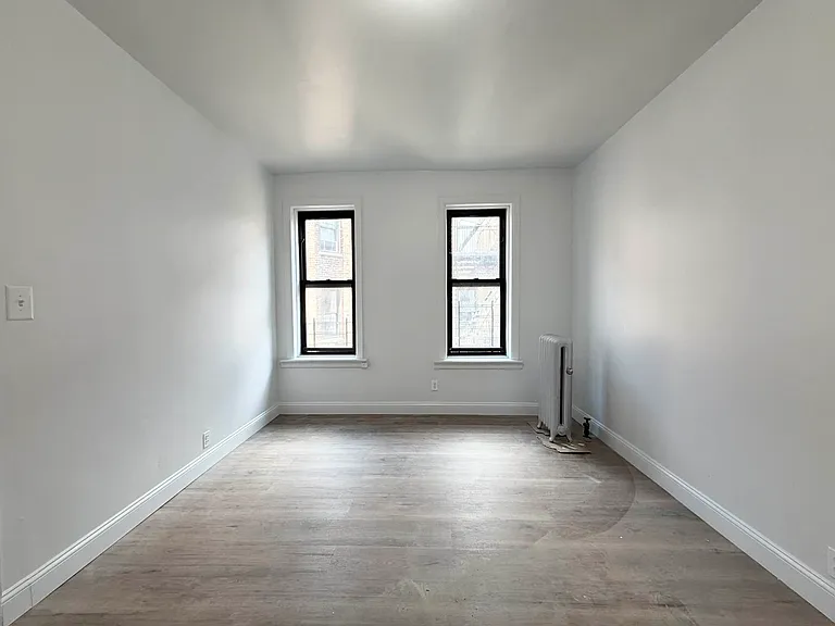 564 Audubon Ave #10C — Photo 6