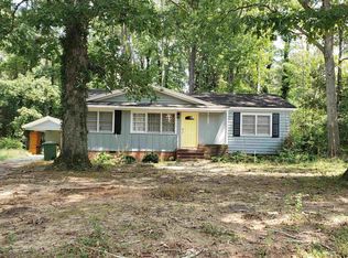 1239 Greenview Dr, Griffin, GA 30224