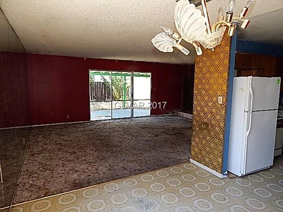 4th image of 4413 Hanford Ave