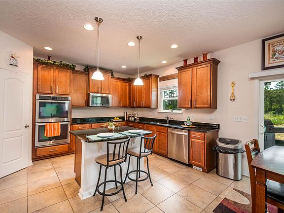 4th image of 114 Bradford Lake Cir