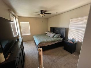 1074 W Orange St, Hanford, CA 93230