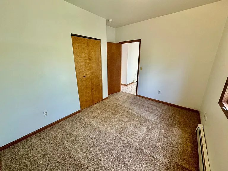415 Ballard St — Photo 10