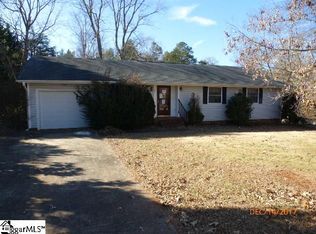 1002 Havelock Dr, Taylors, SC 29687