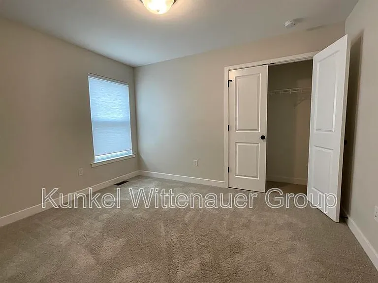 808 Applewood Creek Dr — Photo 14