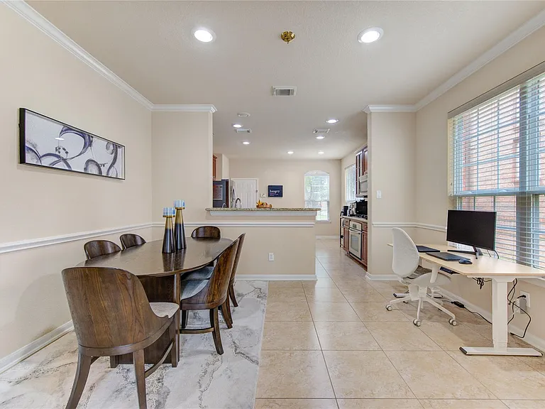 1243 Glenwood Canyon Ln — Photo 15