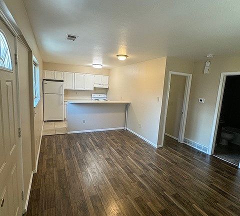 3rd image of 2227 Arapahoe Ave #C