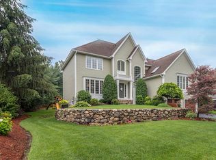 6 Scotland Dr, Andover, MA 01810