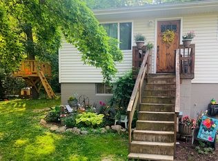 892 Knobley Rd, Ridgeley, WV 26753