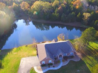 26957 Trembley Ln, Wright City, MO 63390