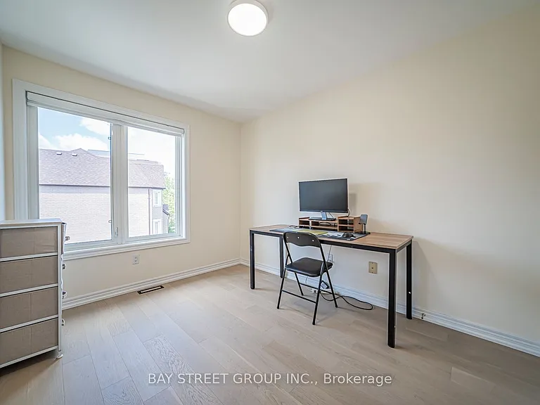 16 Dahlia Rd — Photo 29