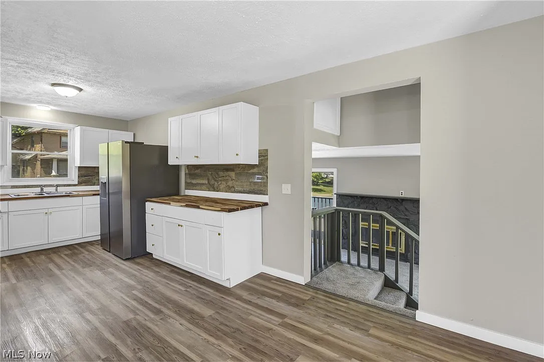 3 bed, 1450 sqft, $2,350 — Photo 3