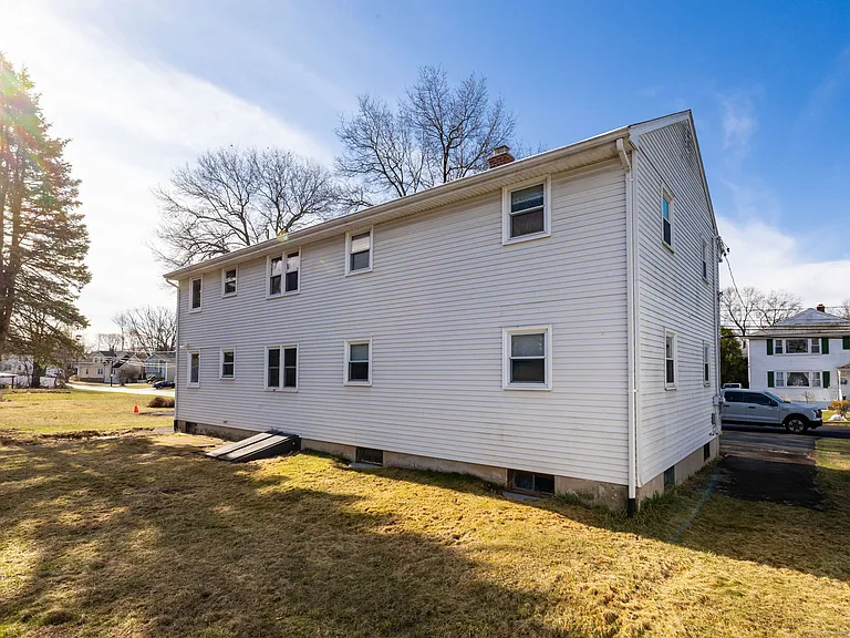 125 Overlook Ave #2 — Photo 28