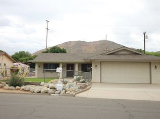 2560 Gail Dr, Riverside, CA 92509