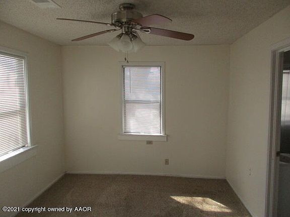 3rd image of 1008 S Mississippi St