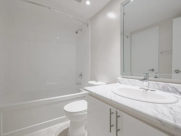 200 Balliol St — Photo 10