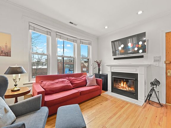 2nd image of 5241 N Damen Ave #2