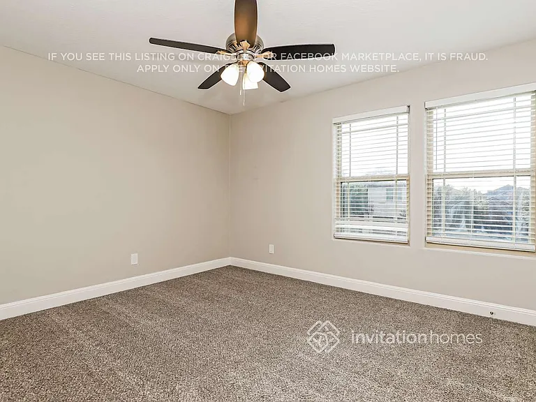 2527 Middleground — Photo 15