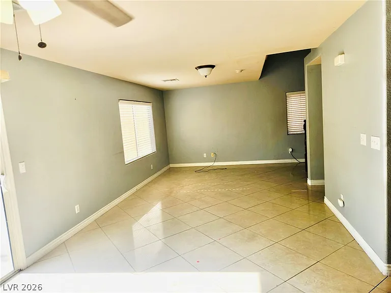 1124 Autumn Bay Ct — Photo 10