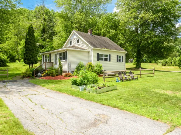 330 Chestnut Hill Road, Colchester, CT 06415