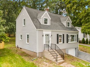 14 Ingleside Drive, Hamden, CT 06514
