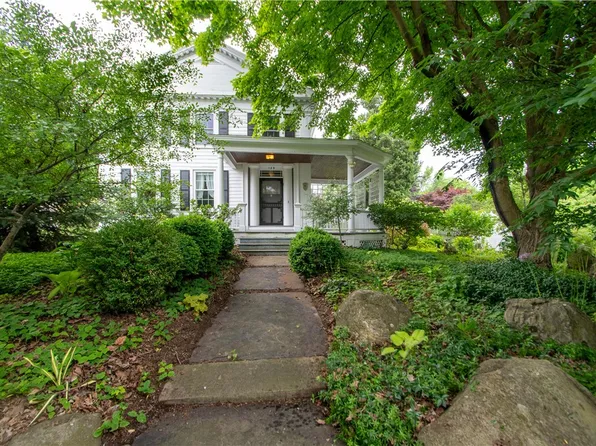 129 Clinton St, Penn Yan, NY 14527