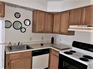 38 Smith Bridge Rd APT 4, Saratoga Springs, NY 12866