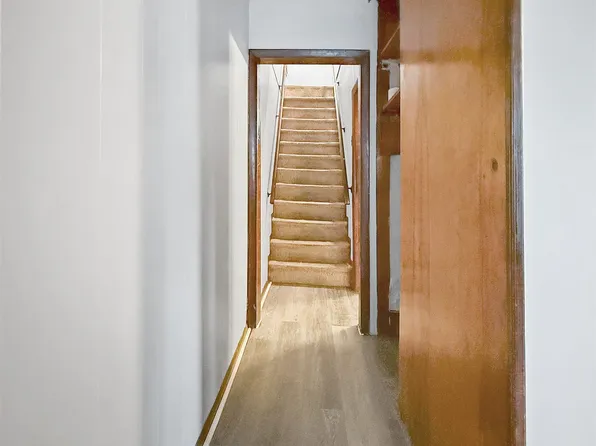 134 Boyd Avenue image 20 of 25