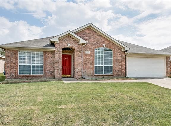2nd image of 612 Coal Creek Dr