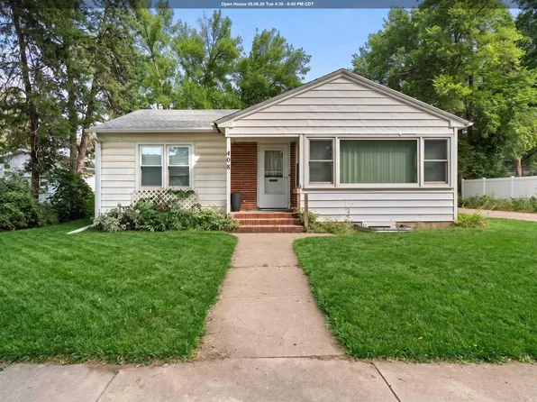 408 S Yale St, Vermillion, SD 57069