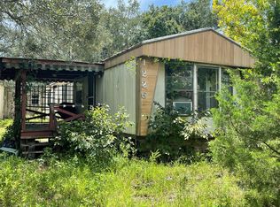 1226 Paroda Ave, Cedar Key, FL 32625