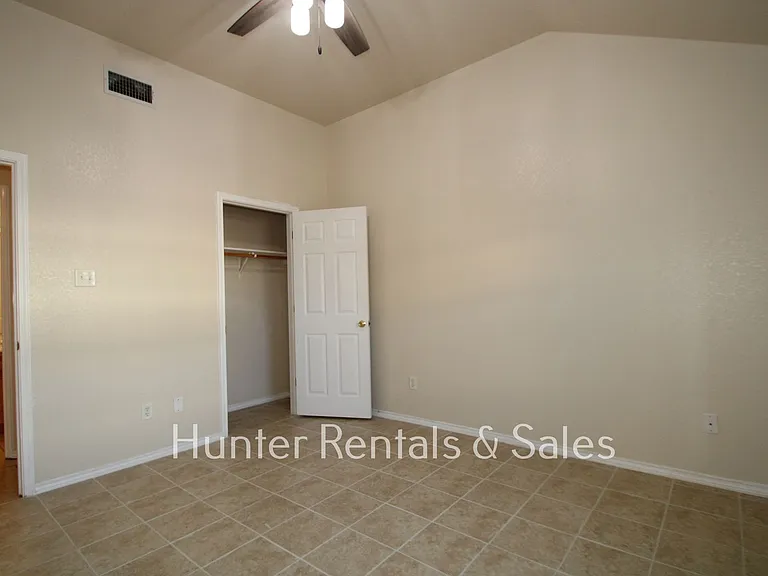 4403B July Dr — Photo 21