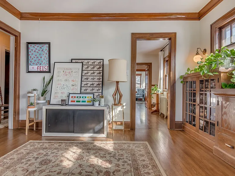 3731 Columbus Ave — Photo 5