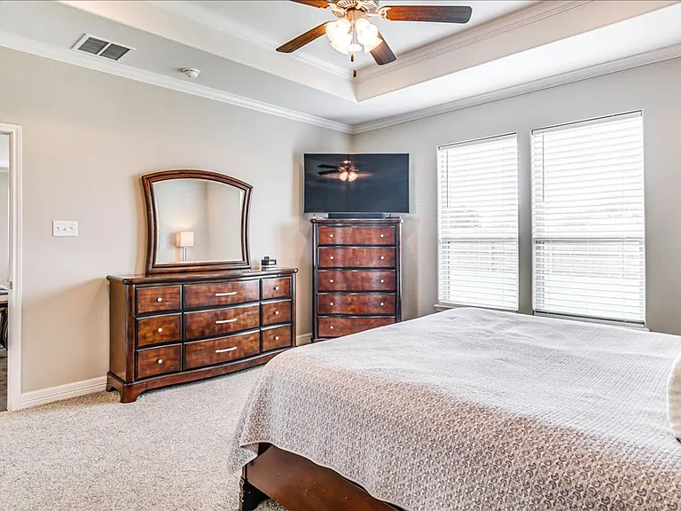 7617 Diamond Dr — Photo 20