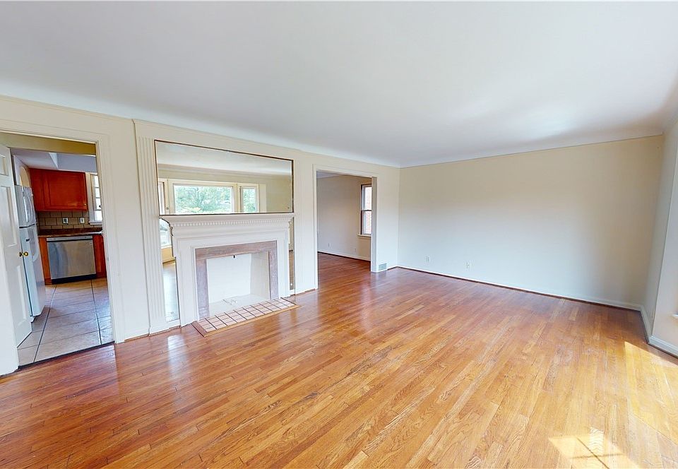 2176 Fenwick Rd, University Heights, OH 44118 Zillow