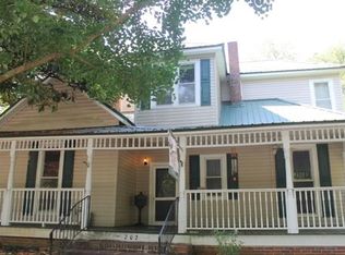 202 Spring St, Carrollton, GA 30117