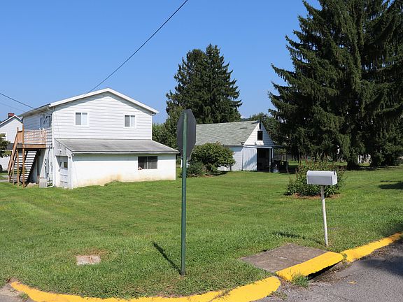 2nd image of 441 Kensington Ave
