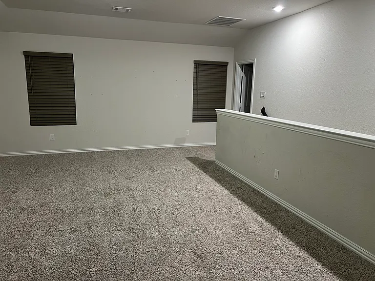 1425 Rolling Fox Dr — Photo 17