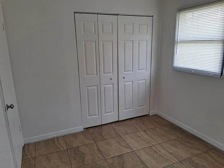 2321 E 110th Ave — Photo 5