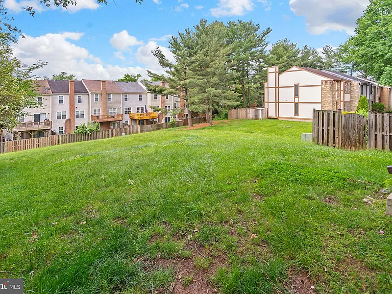 6060 Hollow Knoll Ct — Photo 34