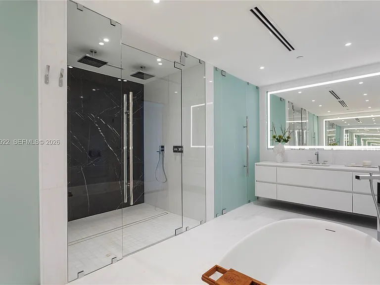 300 Biscayne Boulevard Way #5002E — Photo 24