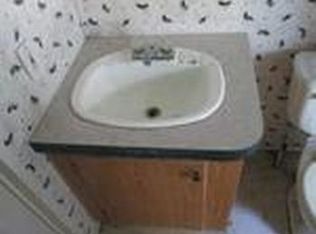 219 Whispering Pines Dr, Auburndale, FL 33823