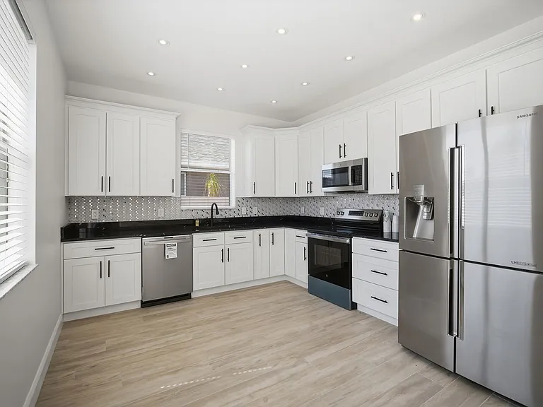 7632 Armonk Ln — Photo 7