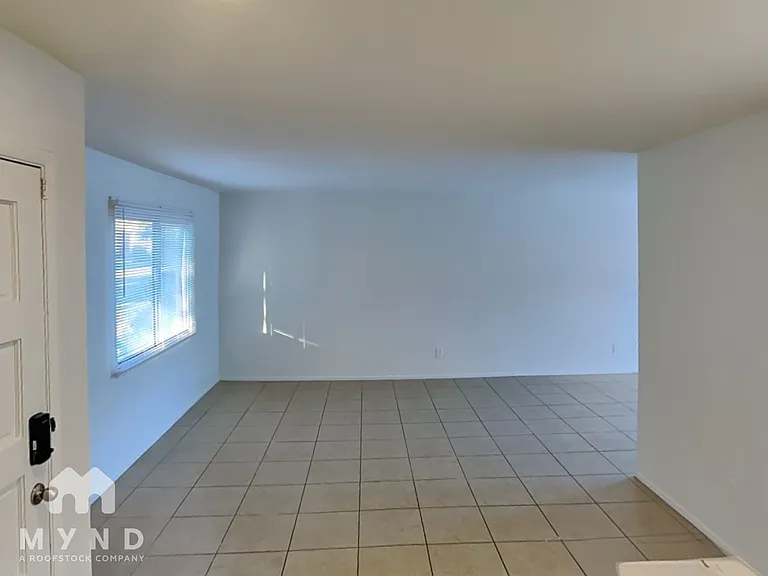 5924 N 83rd St — Photo 6