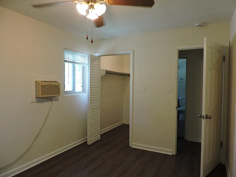 2626 T St #4 — Photo 10