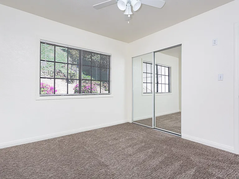 3960 Hortensia St #3960 — Photo 13